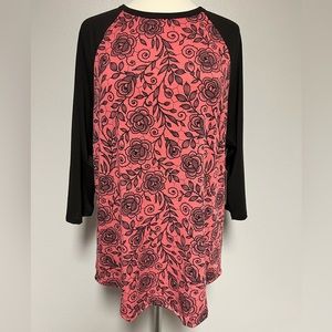 LuLaRoe “Randy” baseball tee